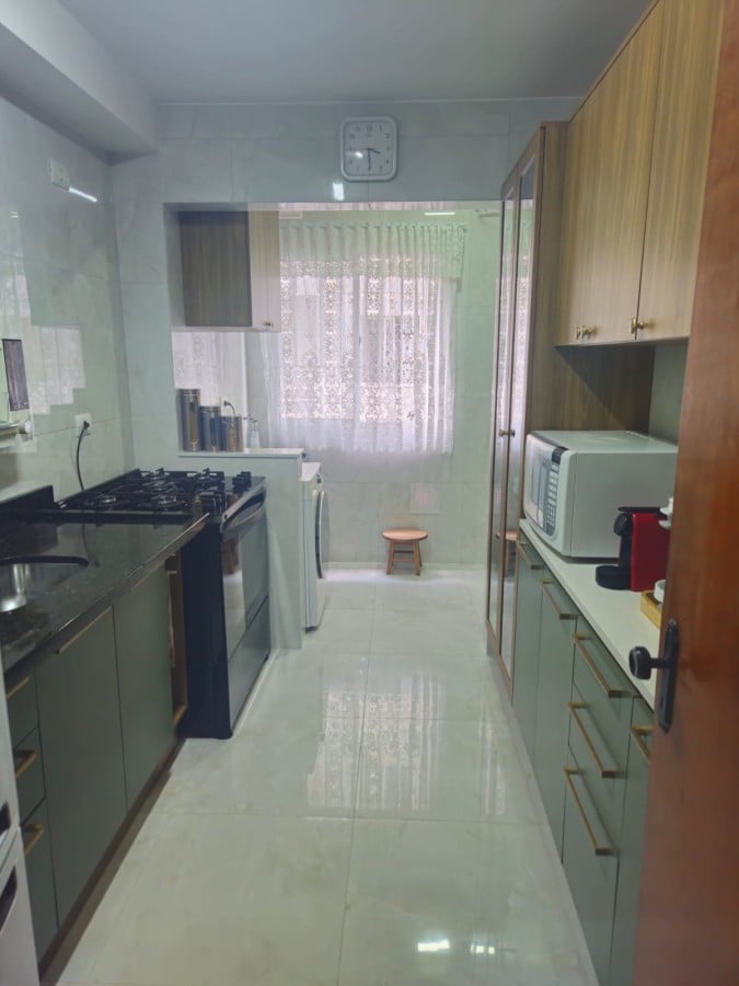 Apartamento para Locação, em Taboão da Serra, bairro Chácara Agrindus, 2 dormitórios, 1 banheiro, 1 vaga