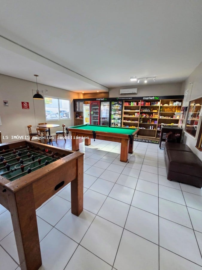 sala de jogos e market place