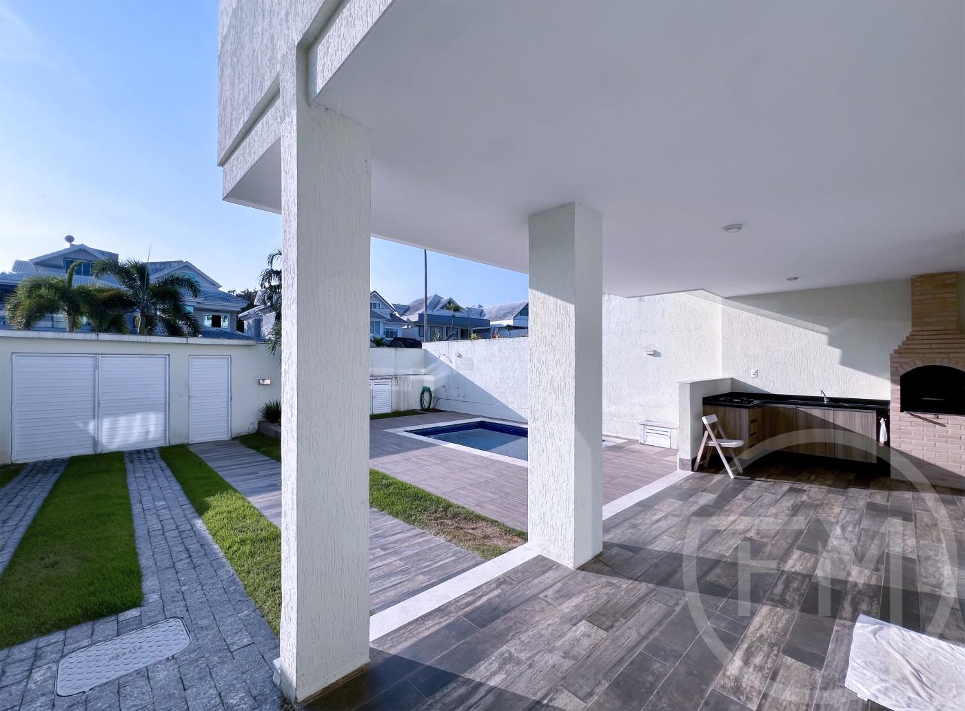 rea de lazer da casa  venda no condomnio Riviera Del Sol no Recreio
