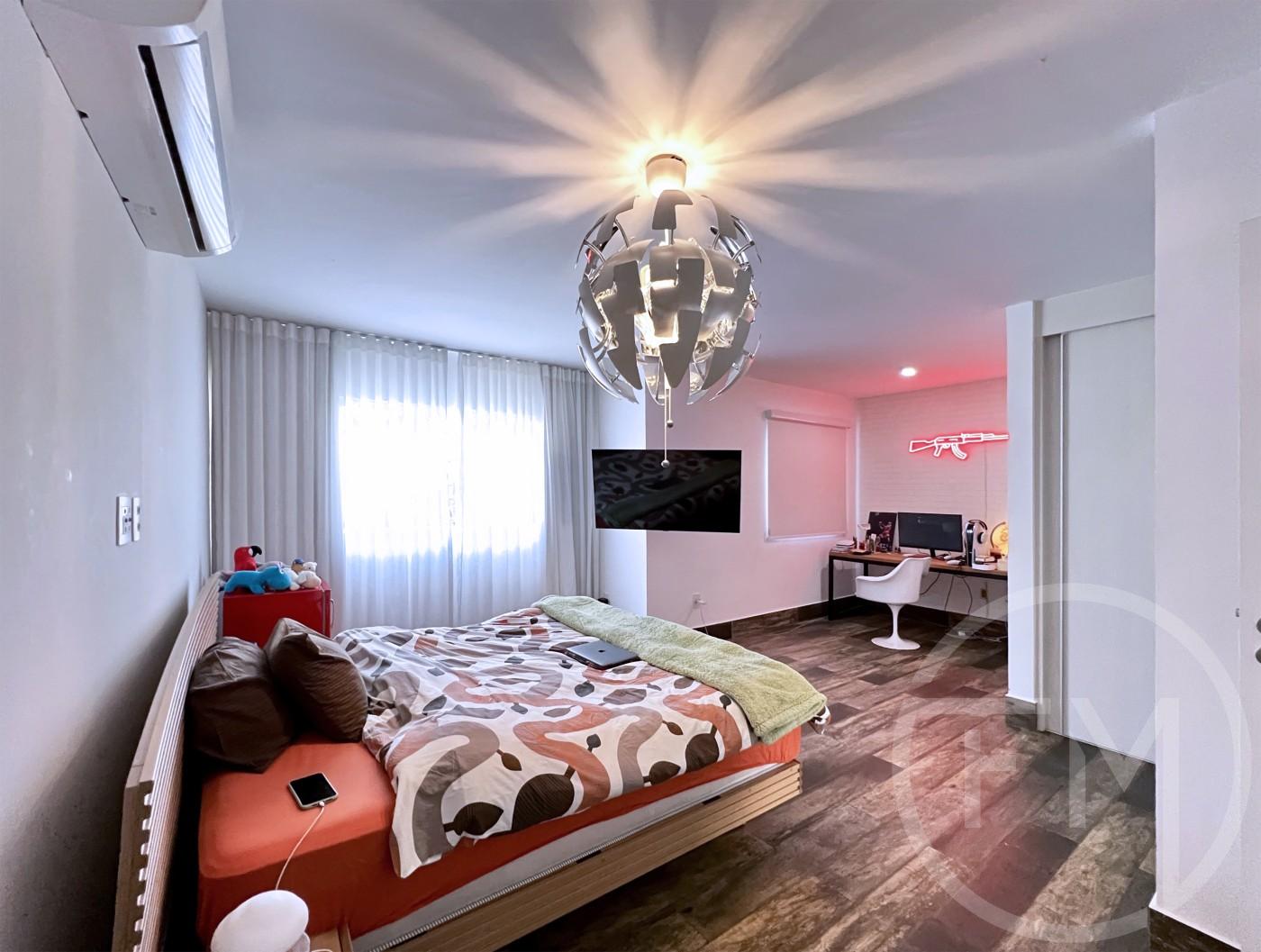 Sute 3 da casa  venda no condomnio Riviera Del Sol no Recreio