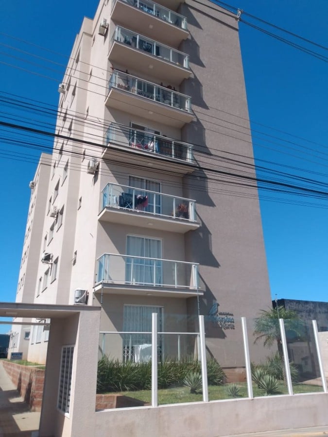 Apartamento para Locação, em Cachoeira do Sul, bairro SANTA HELENA, 2 dormitórios, 1 banheiro, 1 vaga