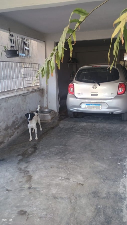 Garagem coberta 2 vagas