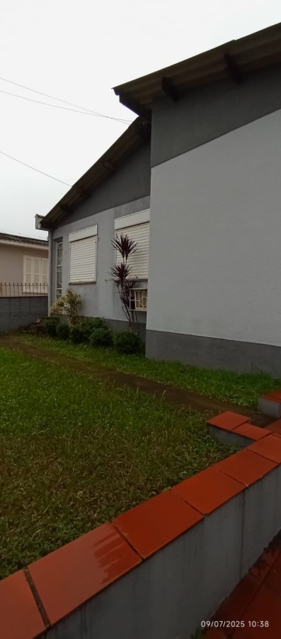 Casa para Venda, em Cachoeira do Sul, bairro RIO BRANCO, 4 dormit�rios, 2 banheiros, 4 vagas