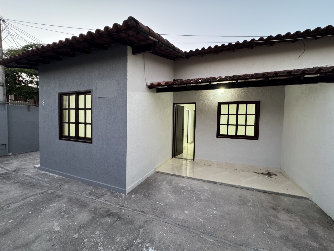 Casa para Loca��o, em Rio das Ostras, bairro Jardim Maril�a, 2 dormit�rios, 2 banheiros, 1 su�te, 1 vaga