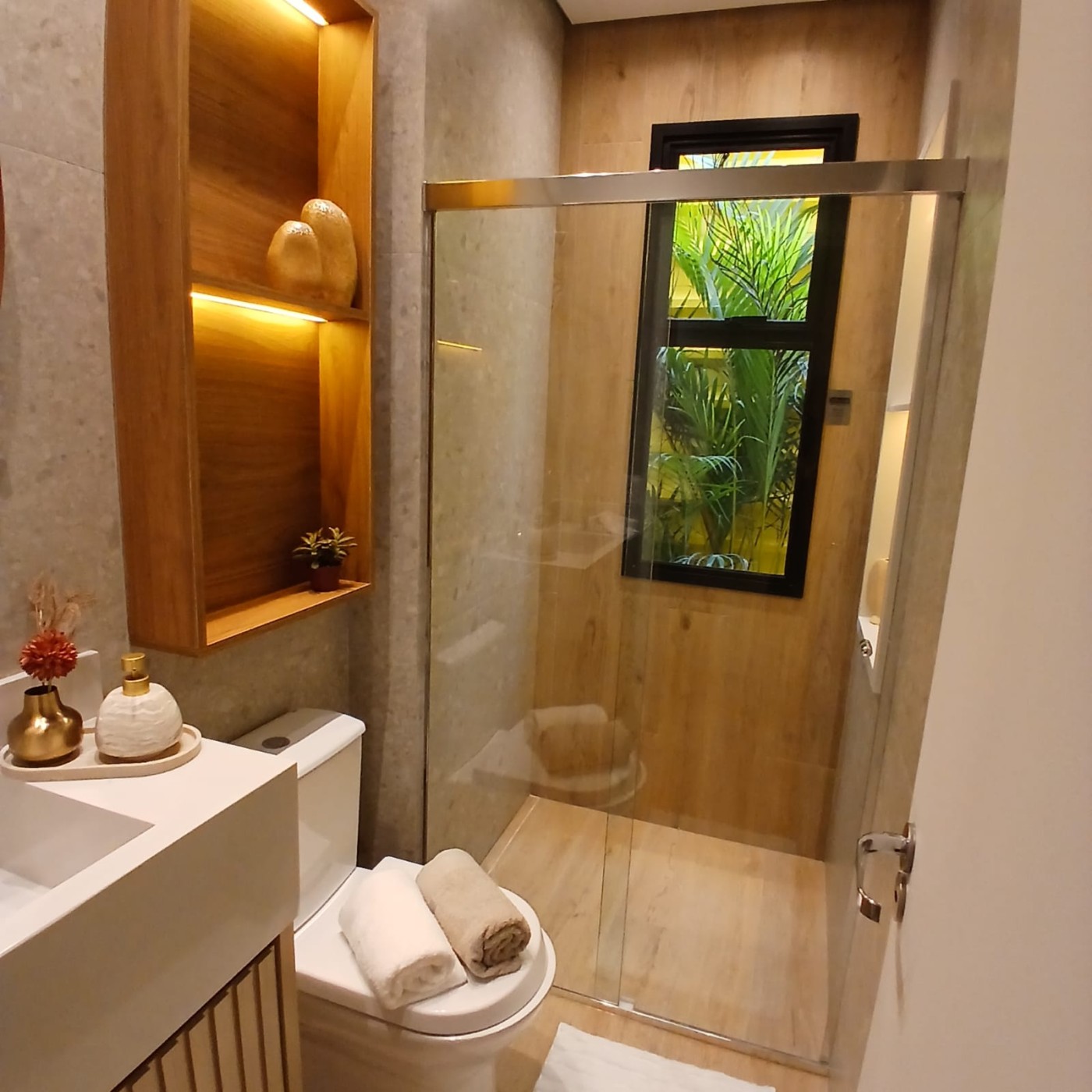 WC social