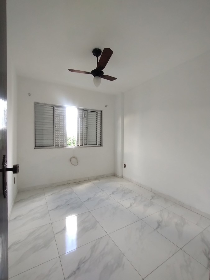 Quarto 1 (fundos)