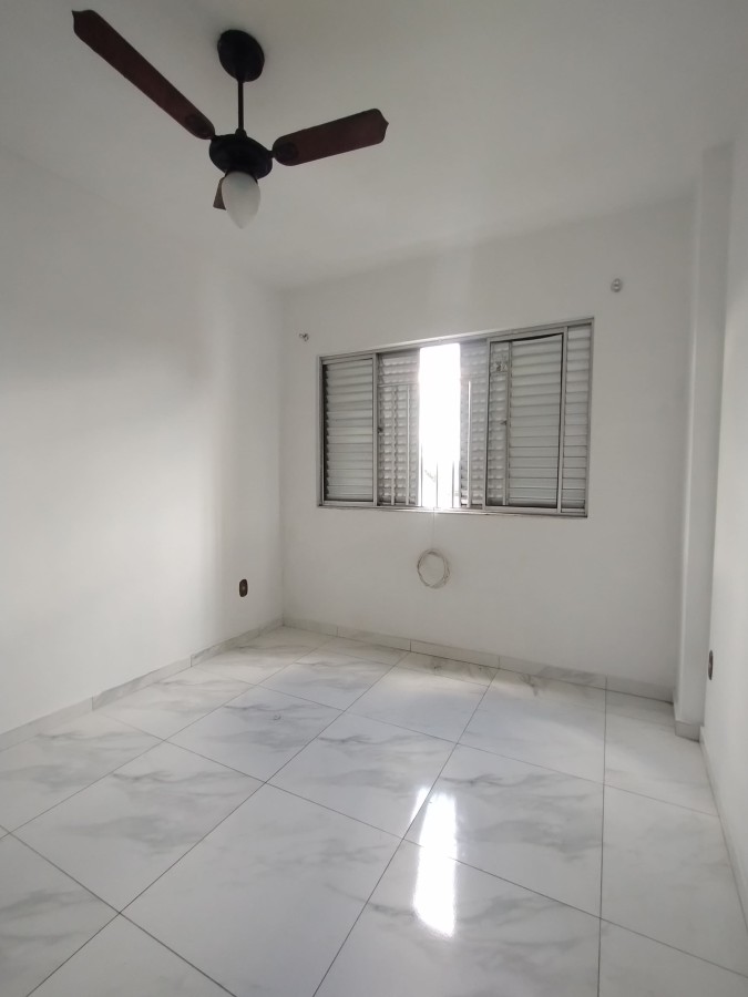Quarto 1 (fundos)