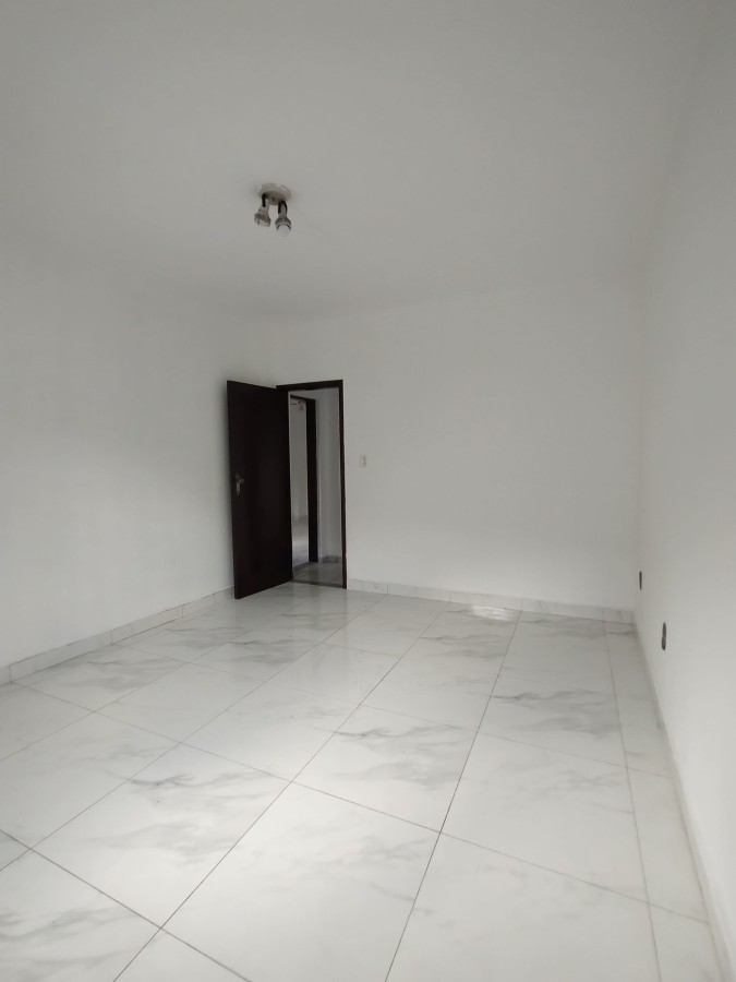 Quarto 2 (frente)