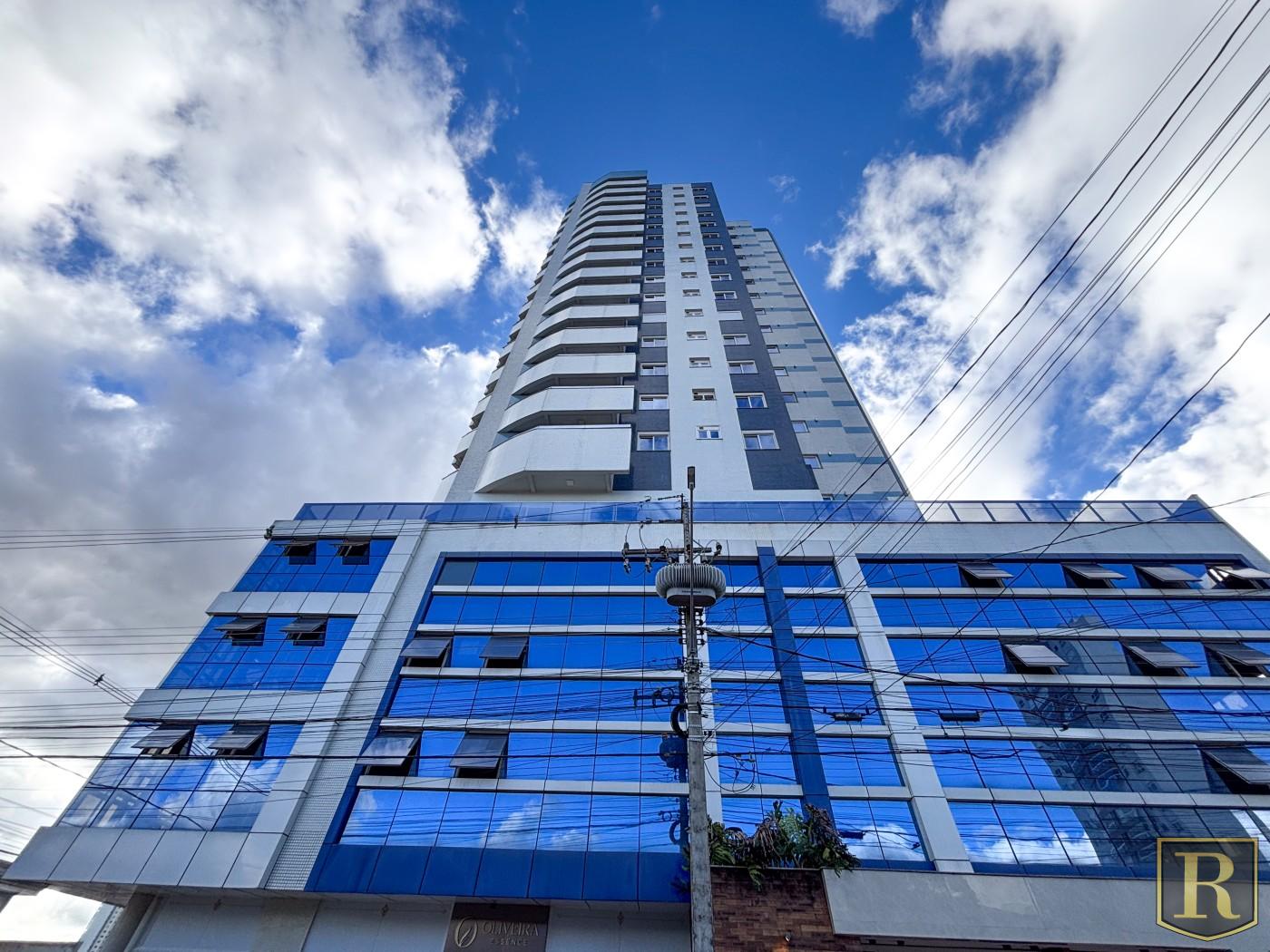 Apartamento para Venda, em Guarapuava, bairro Trianon, 3 dormit�rios, 3 su�tes, 2 vagas