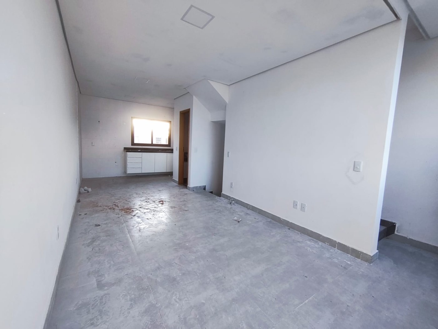 SALA E COZINHA EM CONCEITO ABERT