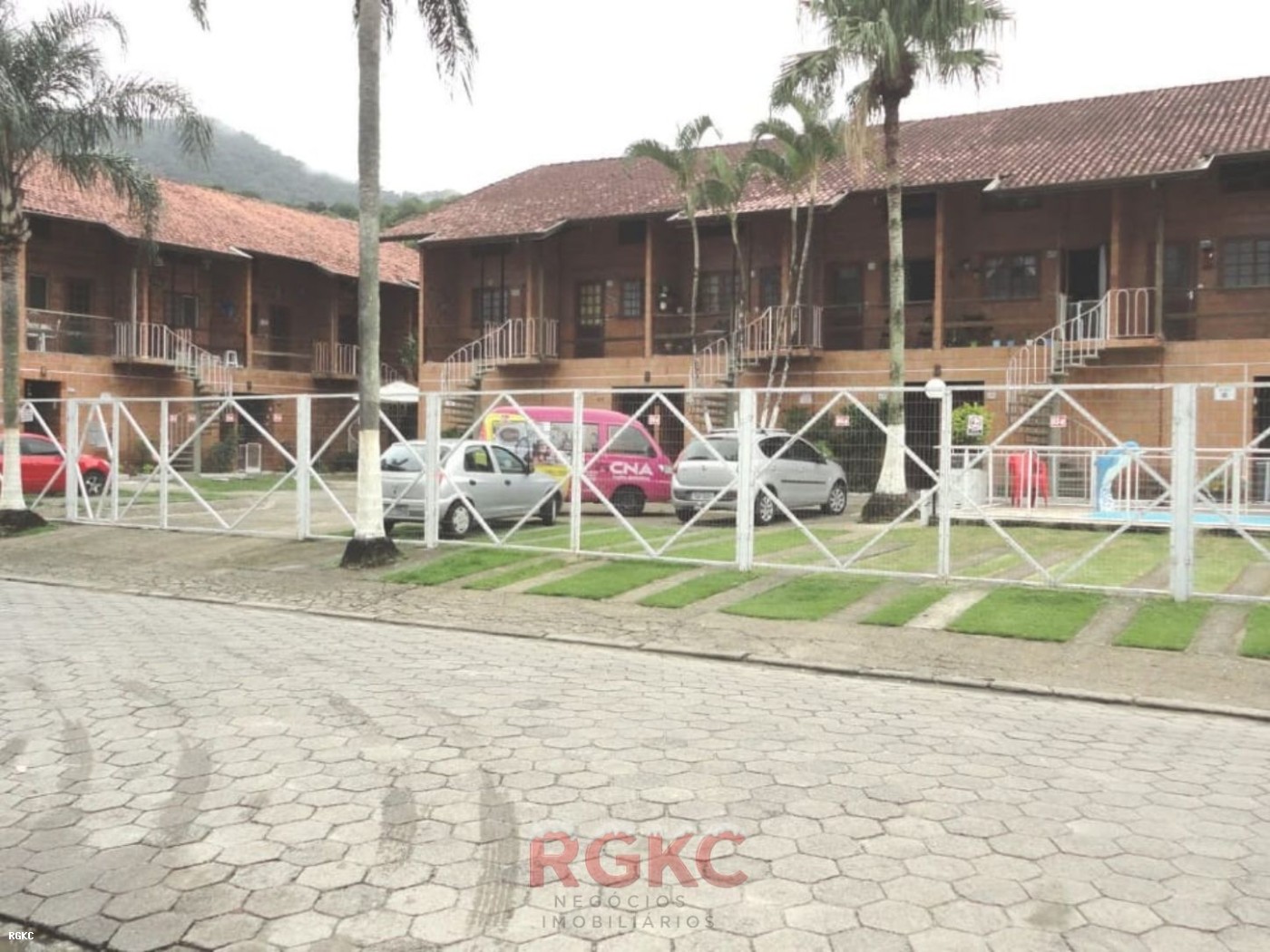 Casa em Condom�nio