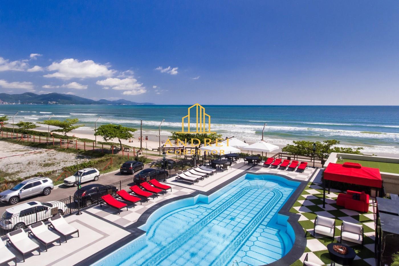 Frente ao Mar para Venda, em Itapema, bairro Meia Praia, 4 dormit�rios, 5 banheiros, 4 su�tes, 4 vagas