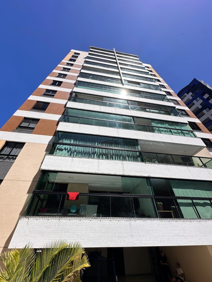 Apartamento para Venda, em Salvador, bairro Pituba, 2 dormit�rios, 2 banheiros, 1 su�te, 2 vagas