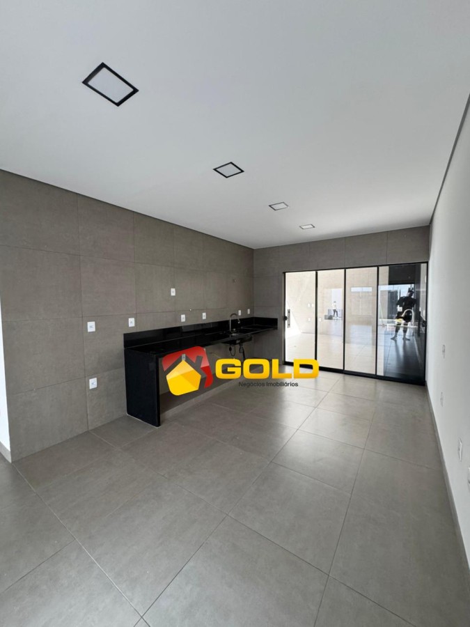 Casa para Venda, em Uberl�ndia, bairro Quinta Alto Umuarama, 3 dormit�rios, 4 banheiros, 3 su�tes, 3 vagas