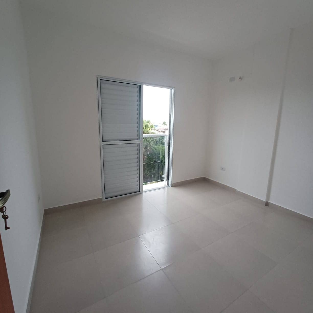 dormitorio-casal-com-sacada-apartamento-2-quartos-com-garagem-São-Vicente-esplanda-dos-barreiros