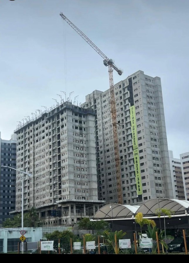 Apartamento para Venda, em Salvador, bairro Stiep, 2 dormit�rios, 2 banheiros, 1 su�te, 1 vaga