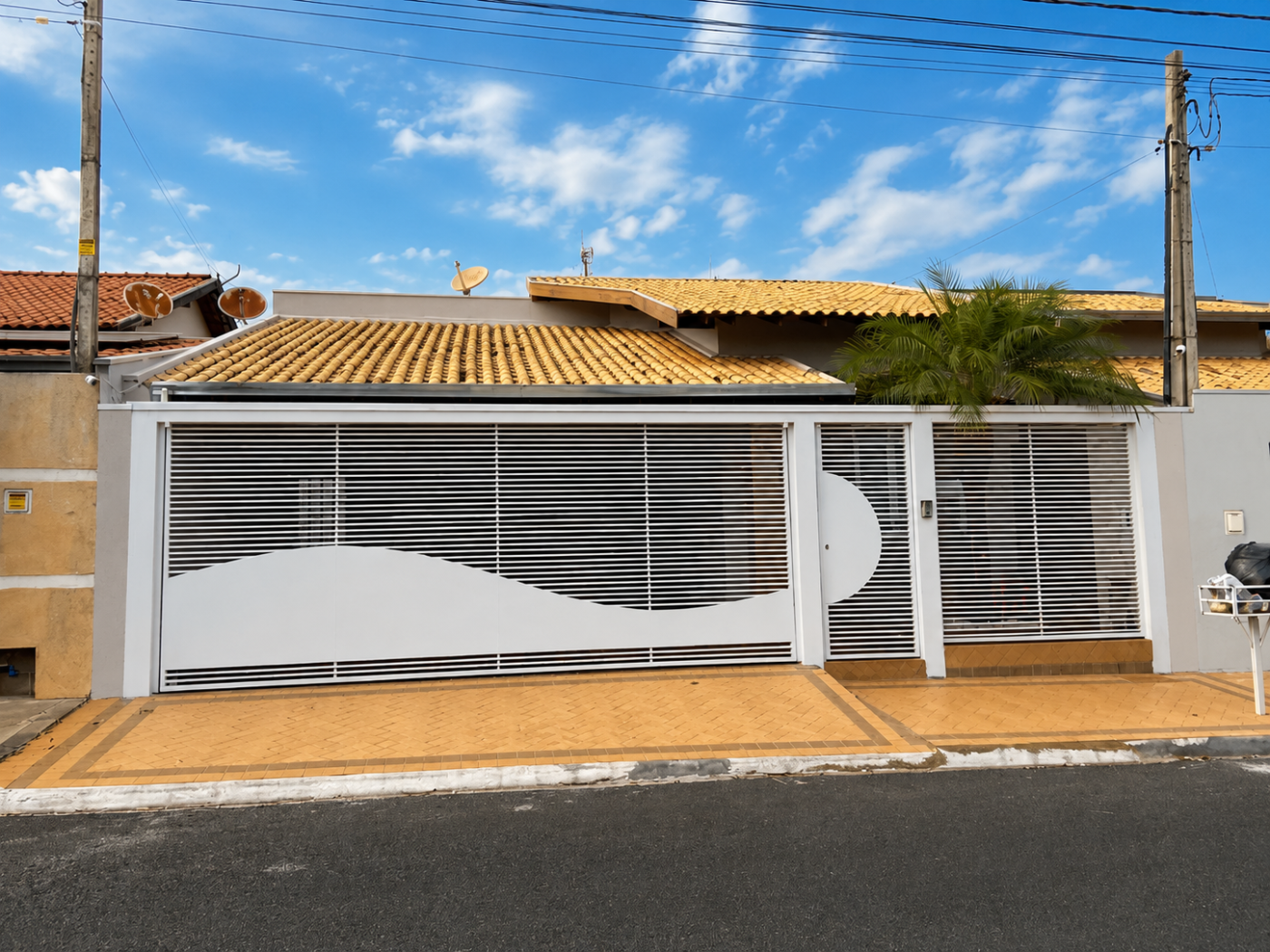 Casa para Venda, em Ibir�, bairro Jardim Olimpio, 3 dormit�rios, 3 banheiros, 1 su�te, 2 vagas