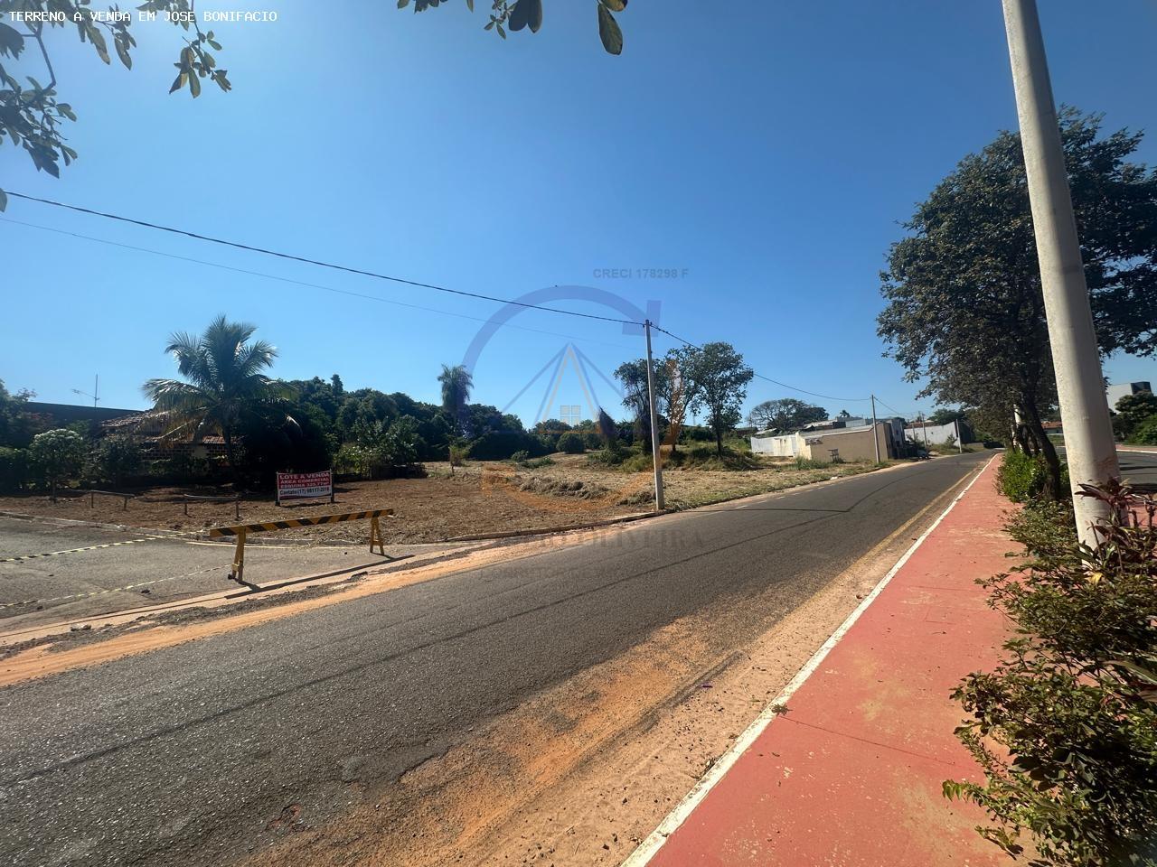 Terreno comercial a venda