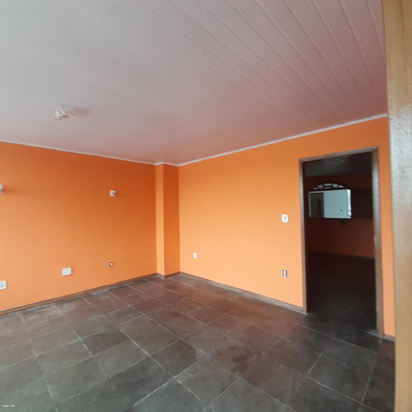 Salão, entrada pela sala