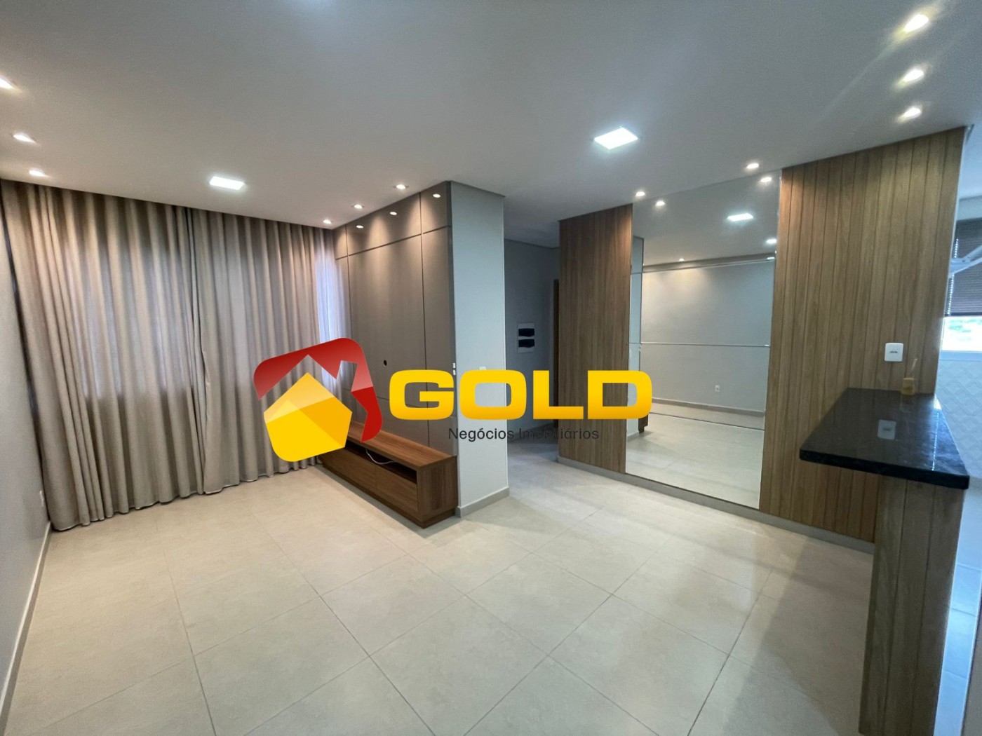 Apartamento para Venda, em Uberl�ndia, bairro Aclima��o, 2 dormit�rios, 2 banheiros, 1 su�te, 2 vagas