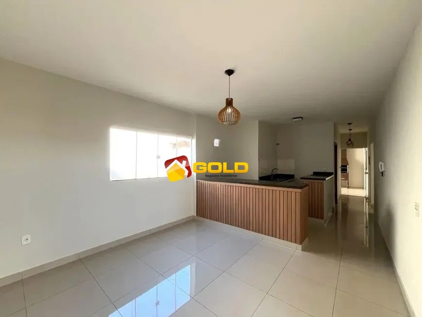Casa para Loca��o, em Uberl�ndia, bairro Osvaldo Rezende, 3 dormit�rios, 2 banheiros, 1 su�te, 2 vagas