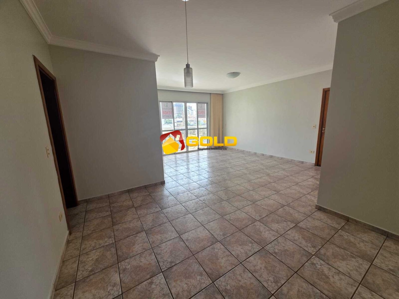 Apartamento para Venda, em Uberl�ndia, bairro Saraiva, 3 dormit�rios, 2 banheiros, 1 su�te, 2 vagas
