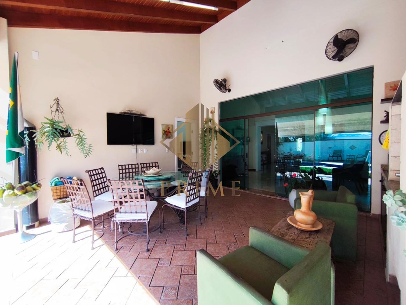 ESPAÇO GOURMET COM CHURRASQUEIRA