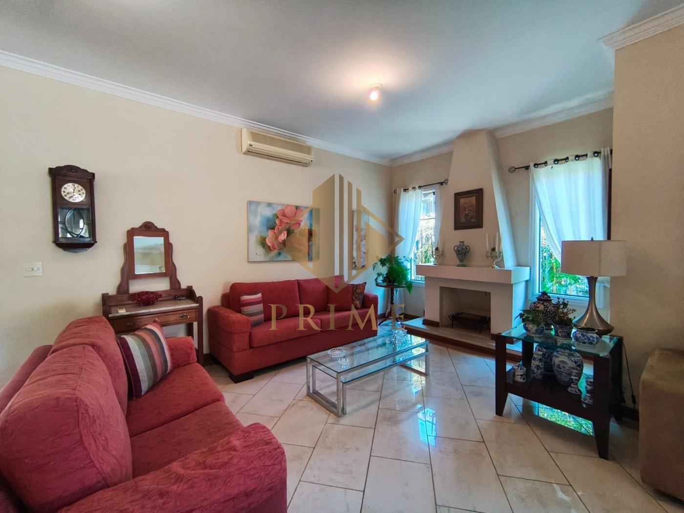 SALA DE ESTAR COM LAREIRA