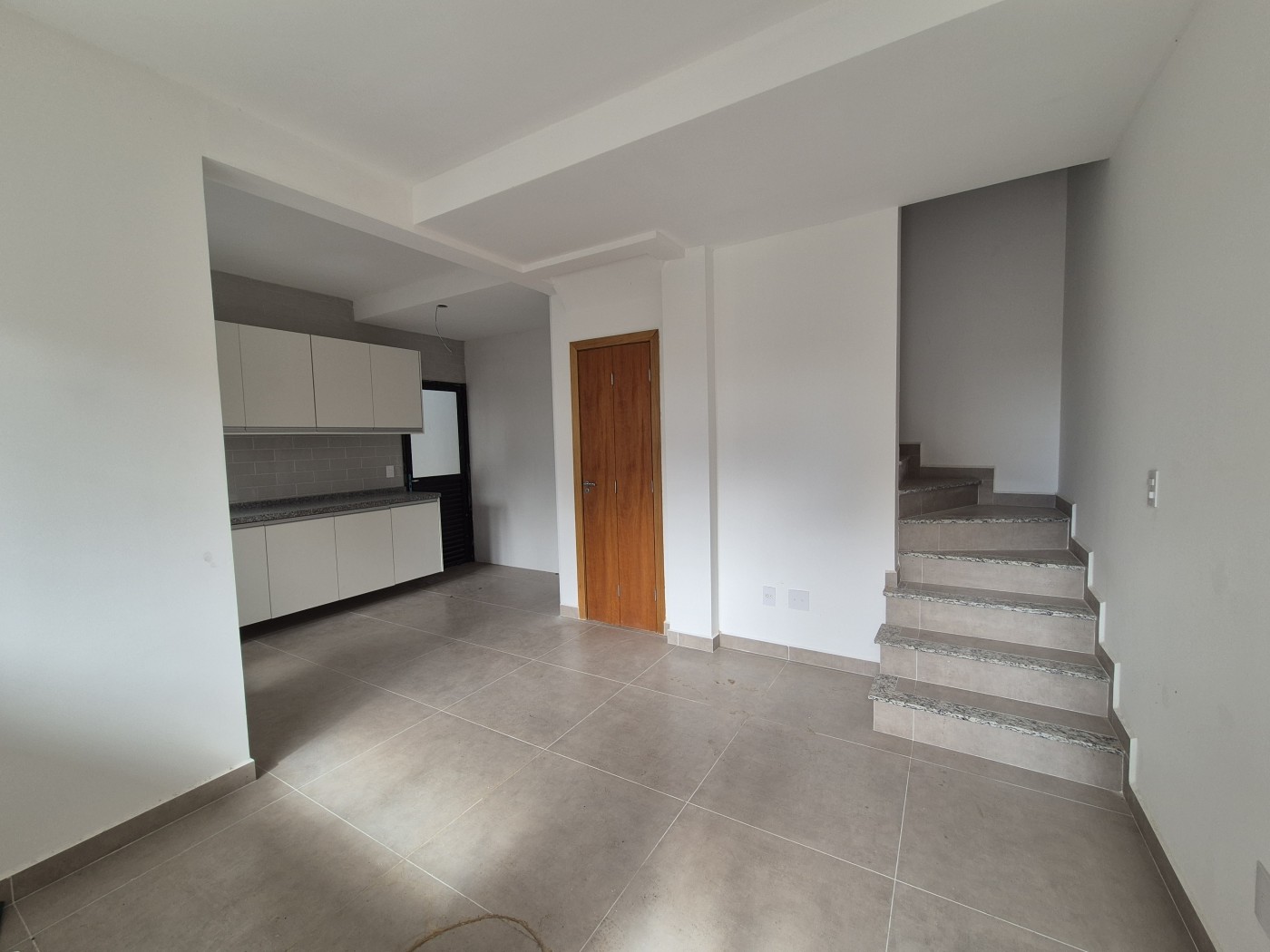 Sobrado para Loca��o, em Santo Andr�, bairro Vila Gilda, 3 banheiros, 2 su�tes, 2 vagas