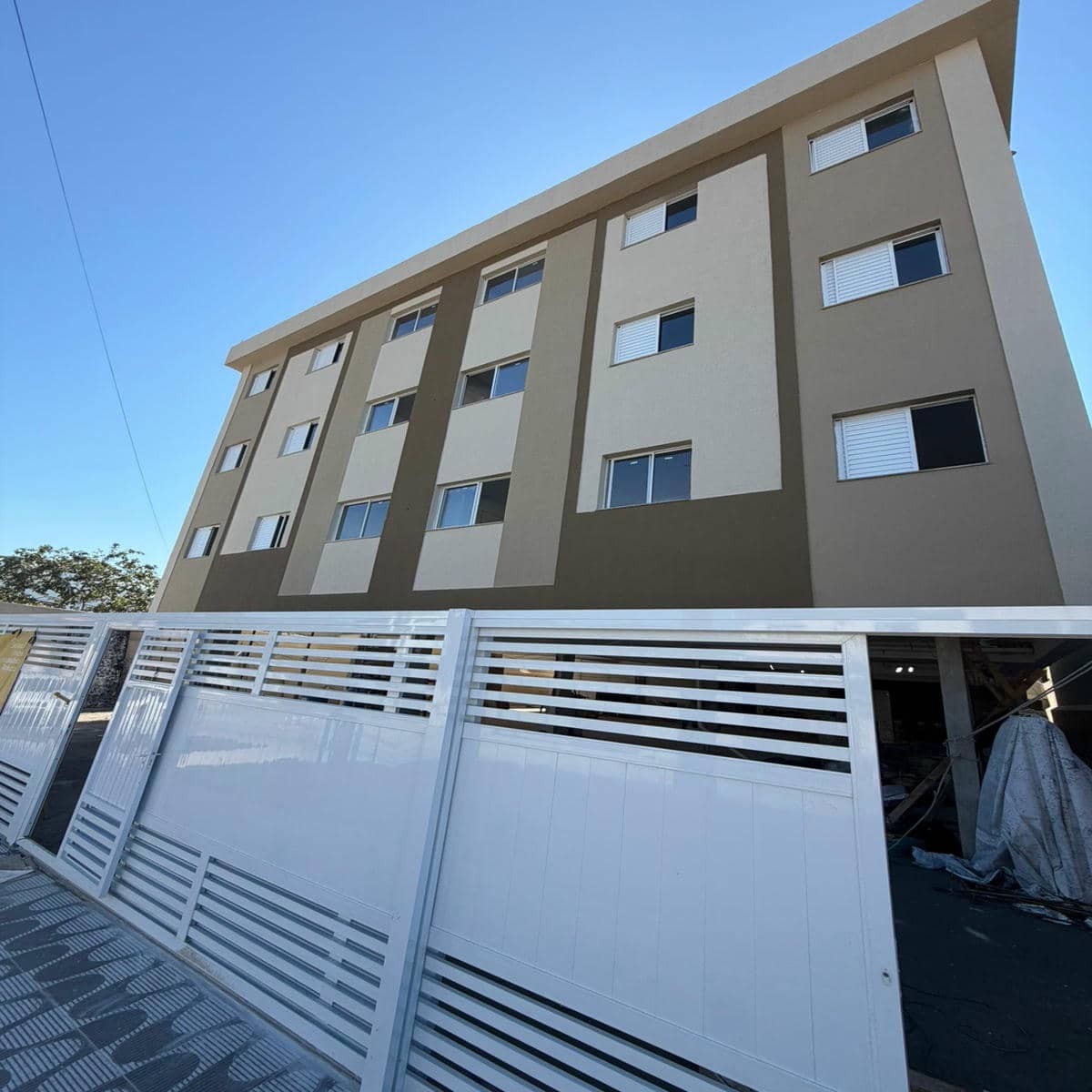 Fachada-apartamento-2-quartos-rio-branco-sao-vicente
