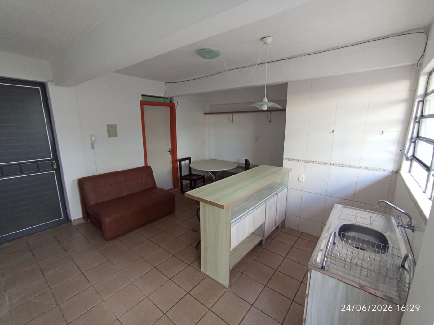 Apartamento para Loca��o, em Cachoeira do Sul, bairro Centro, 1 dormit�rio, 1 banheiro