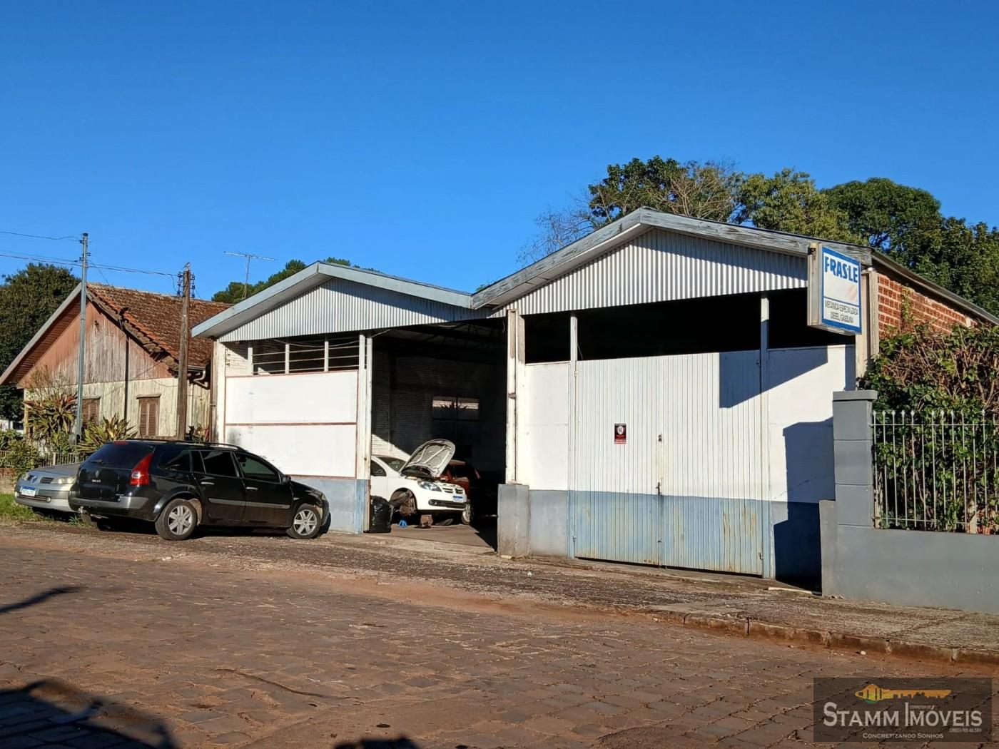 Galp�o para Venda, em Carazinho, bairro Laranjal, 1 banheiro