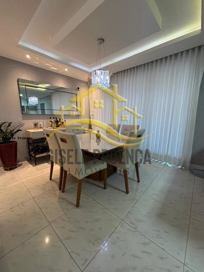 Casa em Condom�nio