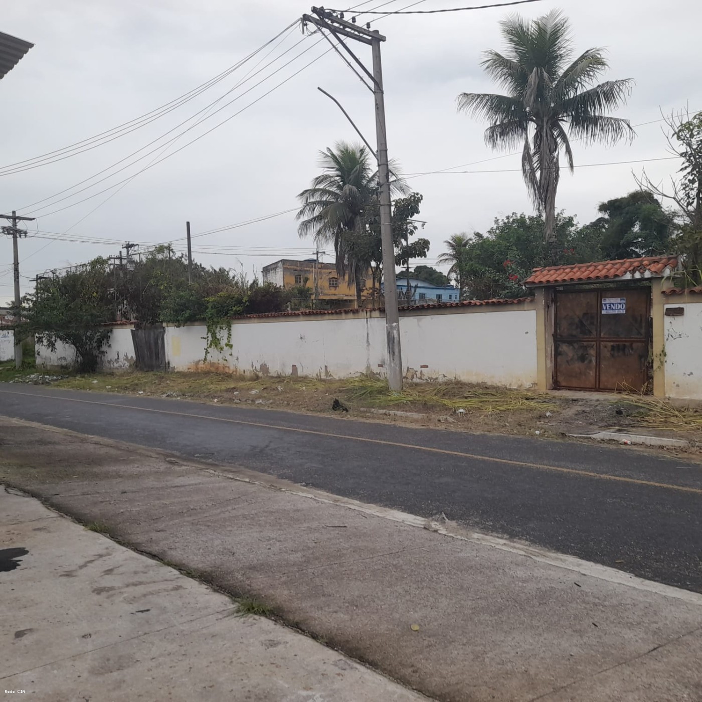Frente Rua Itapé
