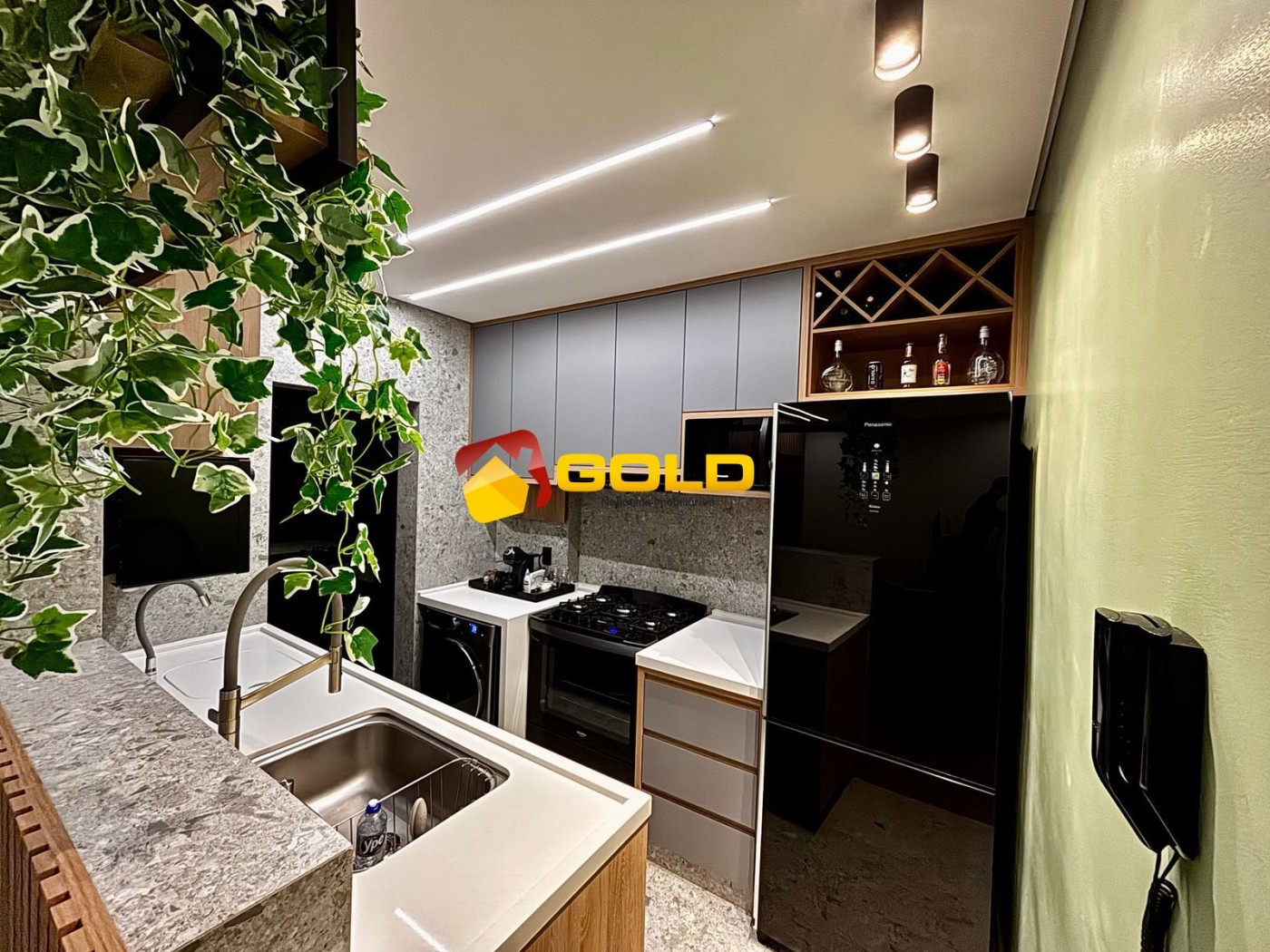 Apartamento para Venda, em Uberl�ndia, bairro G�vea, 2 dormit�rios, 1 banheiro, 1 vaga
