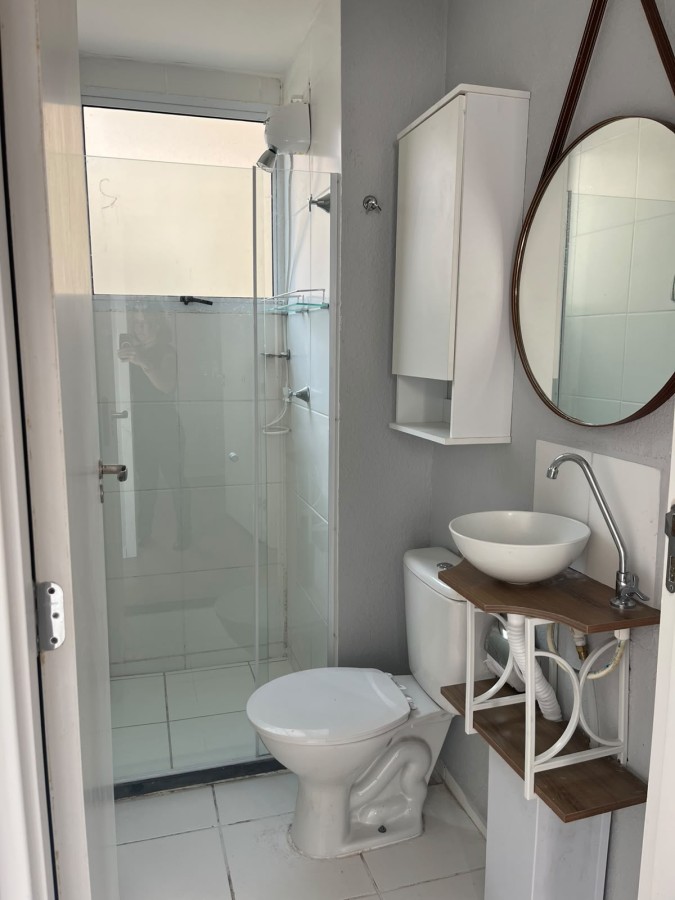 Banheiro com box - apartamento novo