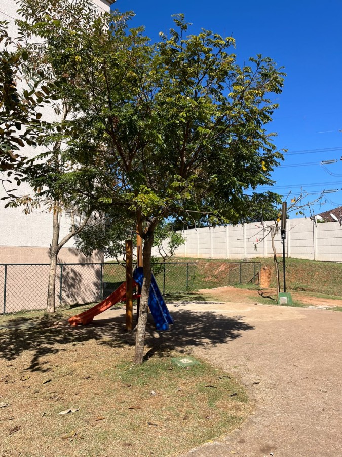 Área verde com playground - aos pés da Cantareira