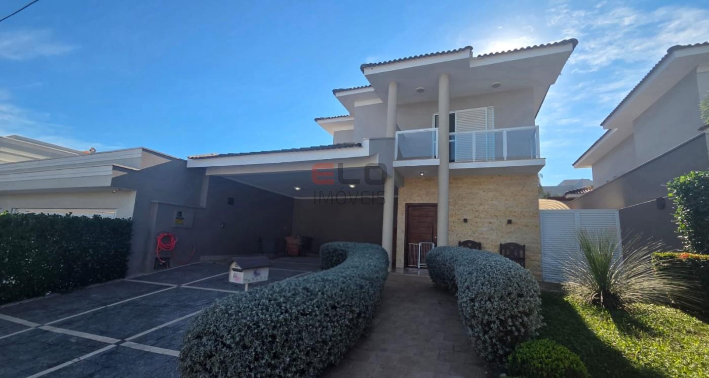 Casa em Condom�nio