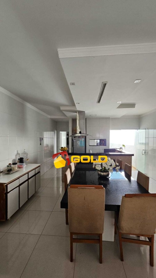 Casa para Loca��o, em Uberl�ndia, bairro Jardim Europa, 3 dormit�rios, 2 banheiros, 1 su�te, 3 vagas