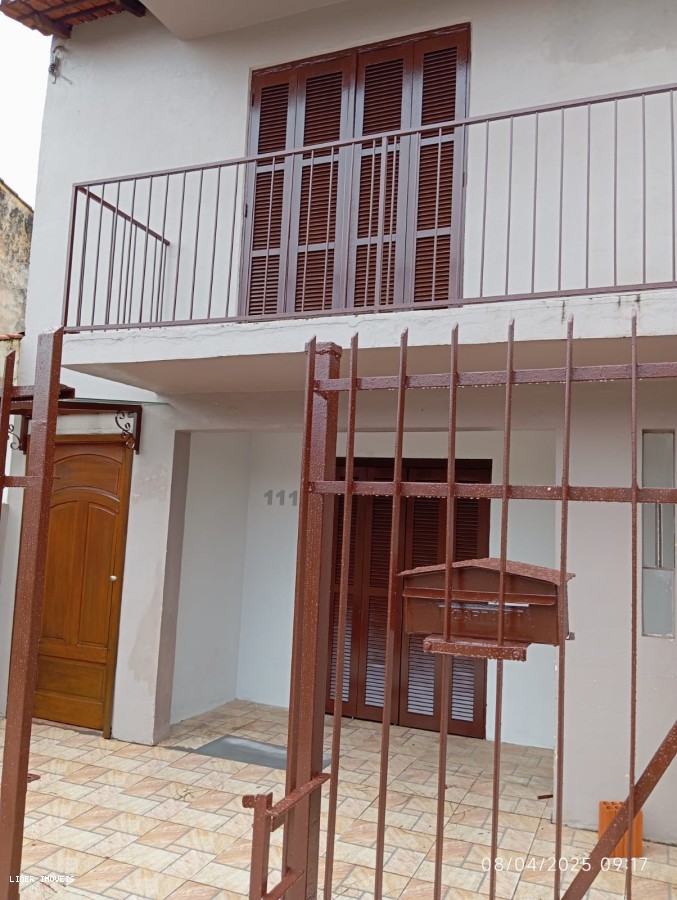 Casa para Loca��o, em Cachoeira do Sul, bairro SOARES, 3 dormit�rios, 2 banheiros, 1 vaga