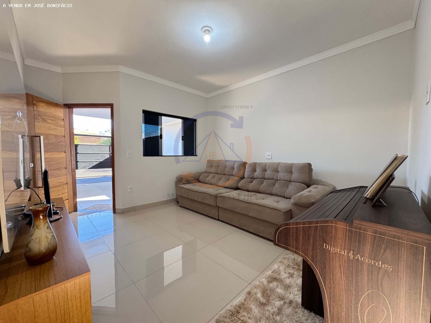 Casa a venda em José Bonifácio