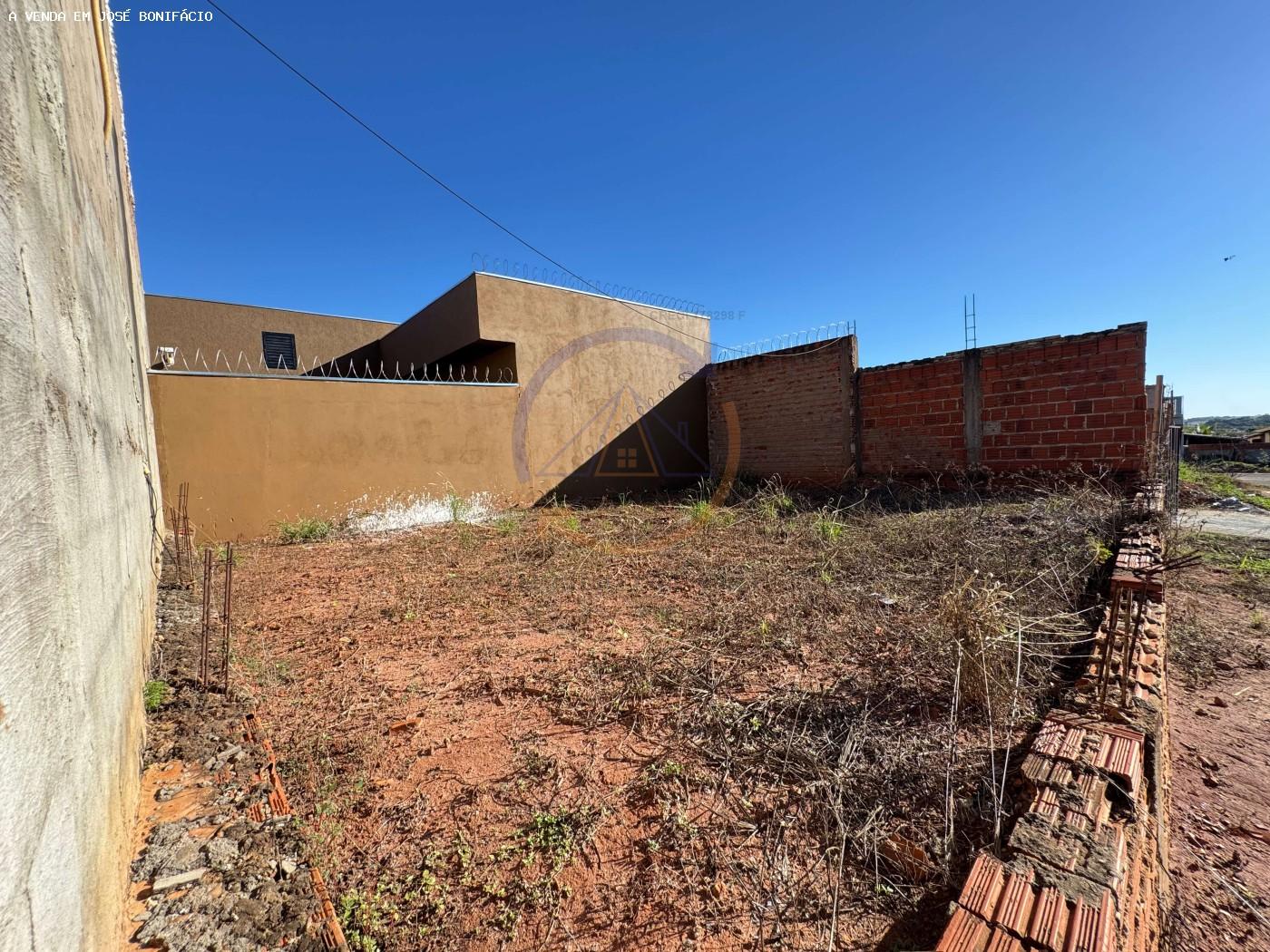 Casa a venda em José Bonifácio