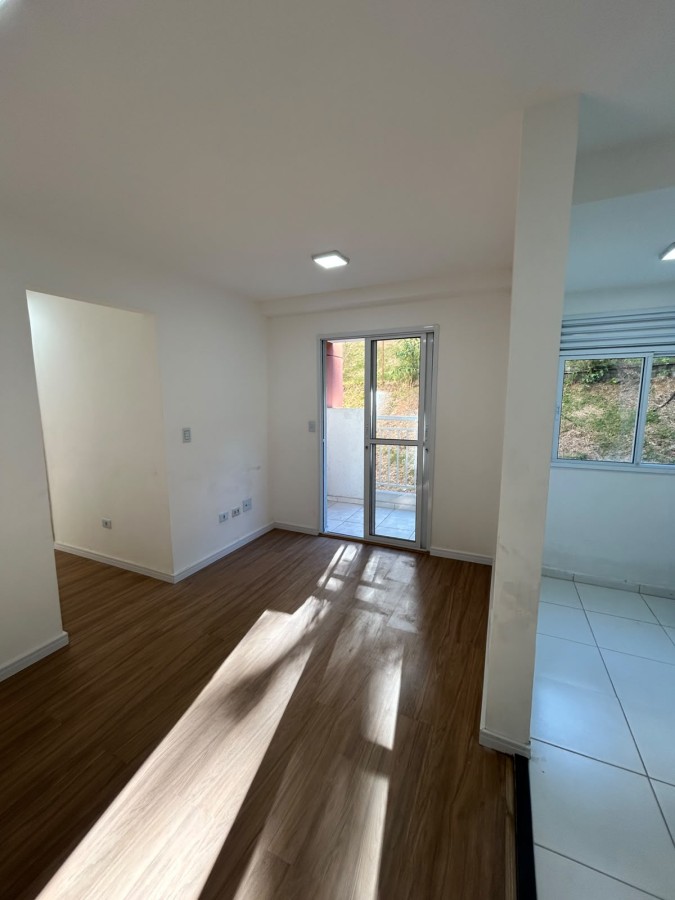 Apartamentos Financi�veis para Venda, em Carapicu�ba, bairro Jardim Santa Tereza, 2 dormit�rios, 1 banheiro, 1 vaga