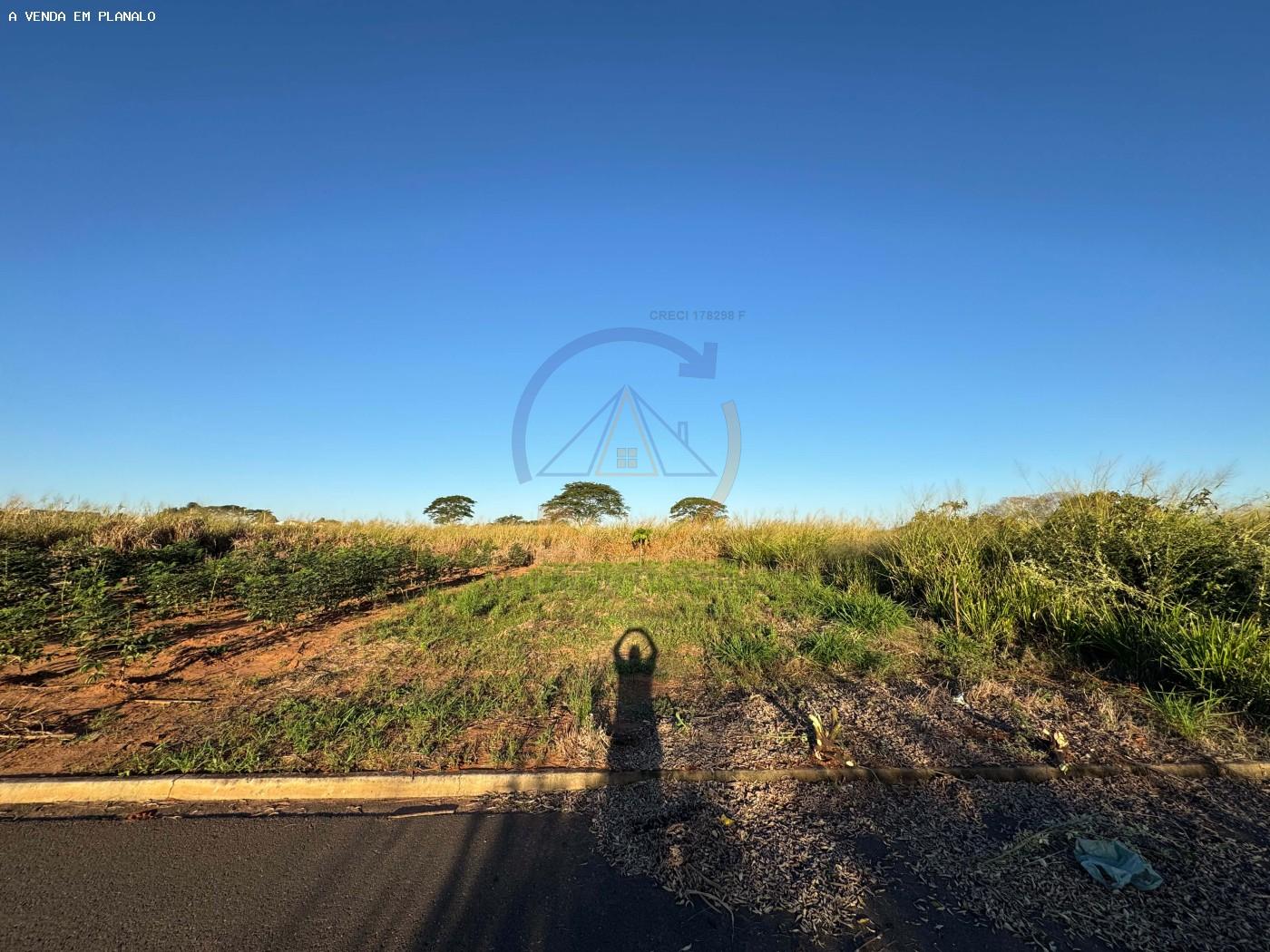 terreno a venda em Planalto
