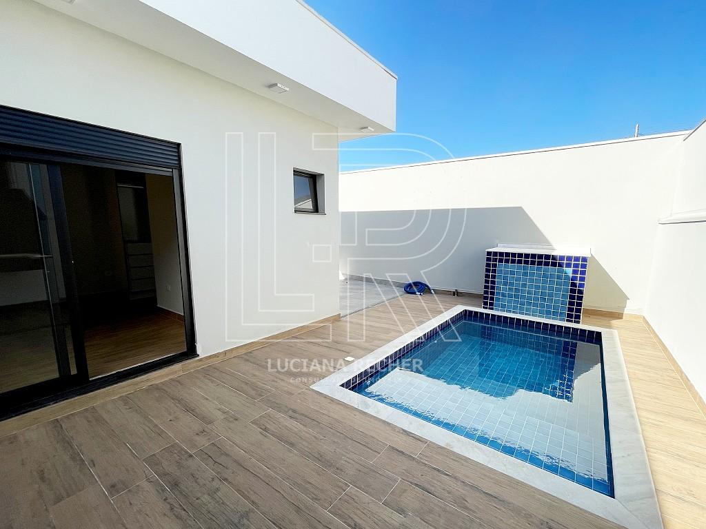 Piscina com Prainha