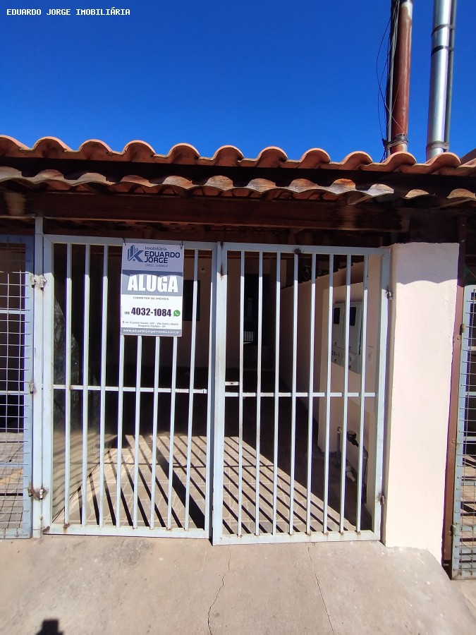 Casa / Sobrado para Loca��o, em Bragan�a Paulista, bairro UBERABA, 2 dormit�rios, 2 banheiros, 1 vaga