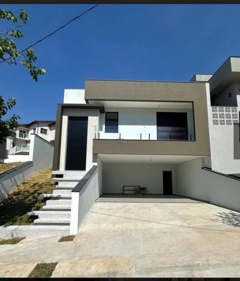 Casa em Condom�nio