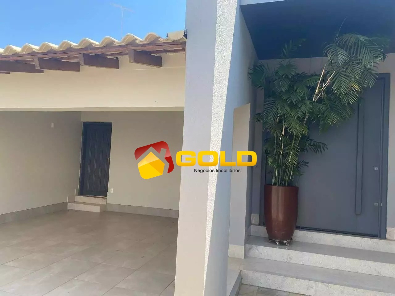 Casa para Venda, em Uberl�ndia, bairro Tabajaras, 3 dormit�rios, 4 banheiros, 1 su�te, 3 vagas