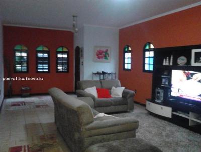 Casa para Venda, em Itapecerica da Serra, bairro JARDIM SAO MARCOS, 3 dormitórios, 3 banheiros, 1 suíte, 2 vagas
