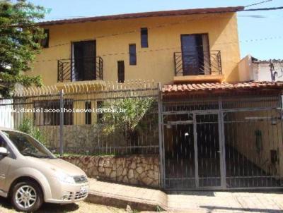 Casa para Venda, em Juiz de Fora, bairro Tiguera, 4 dormitórios, 3 banheiros, 1 suíte, 2 vagas